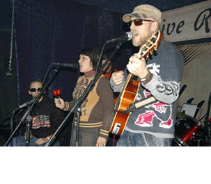  ( )